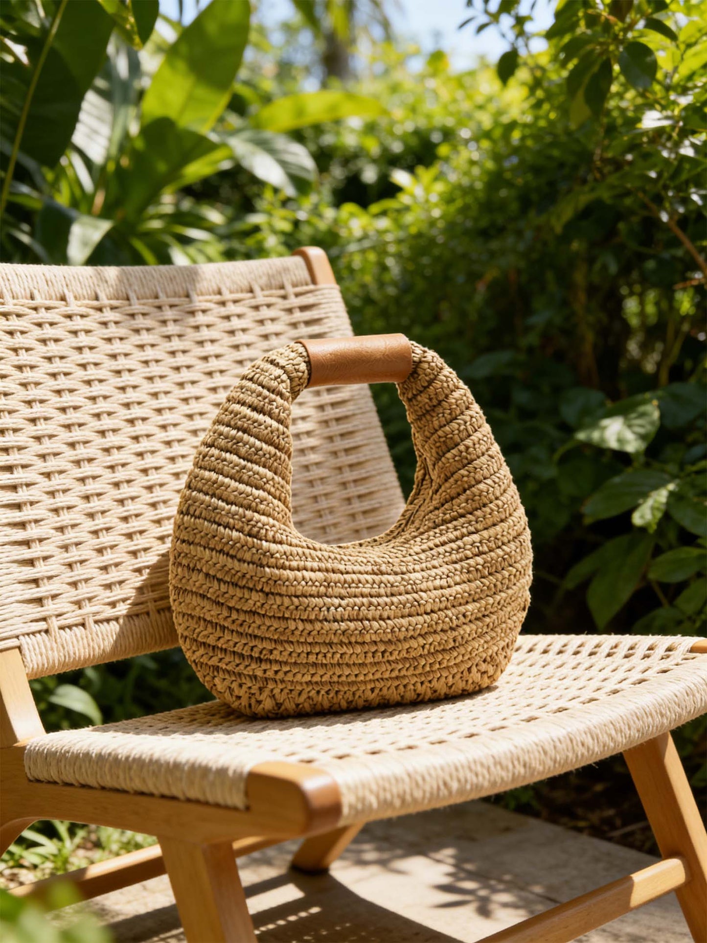 Round Crochet Woven Handheld Straw Bag