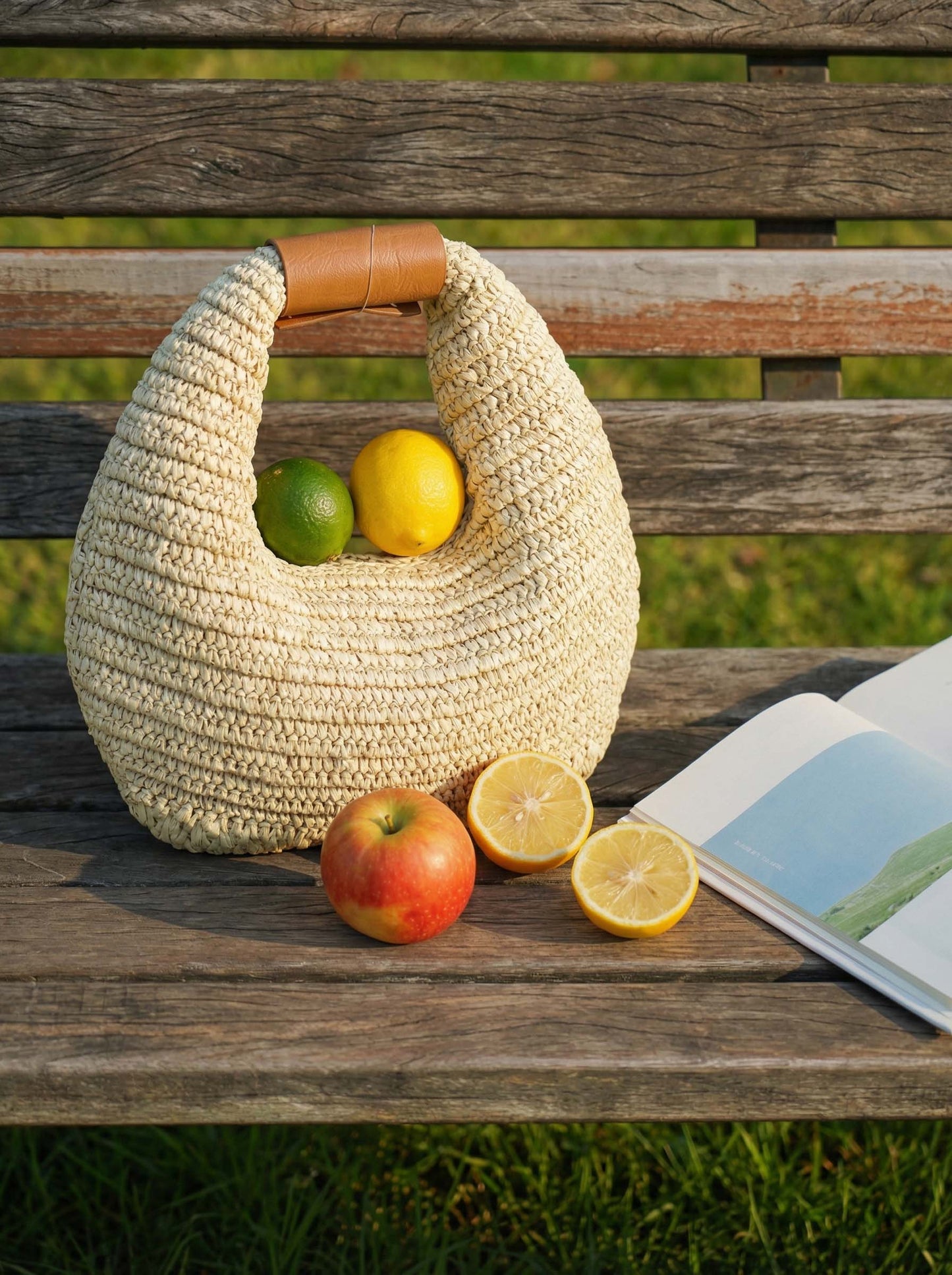 Round Crochet Woven Handheld Straw Bag