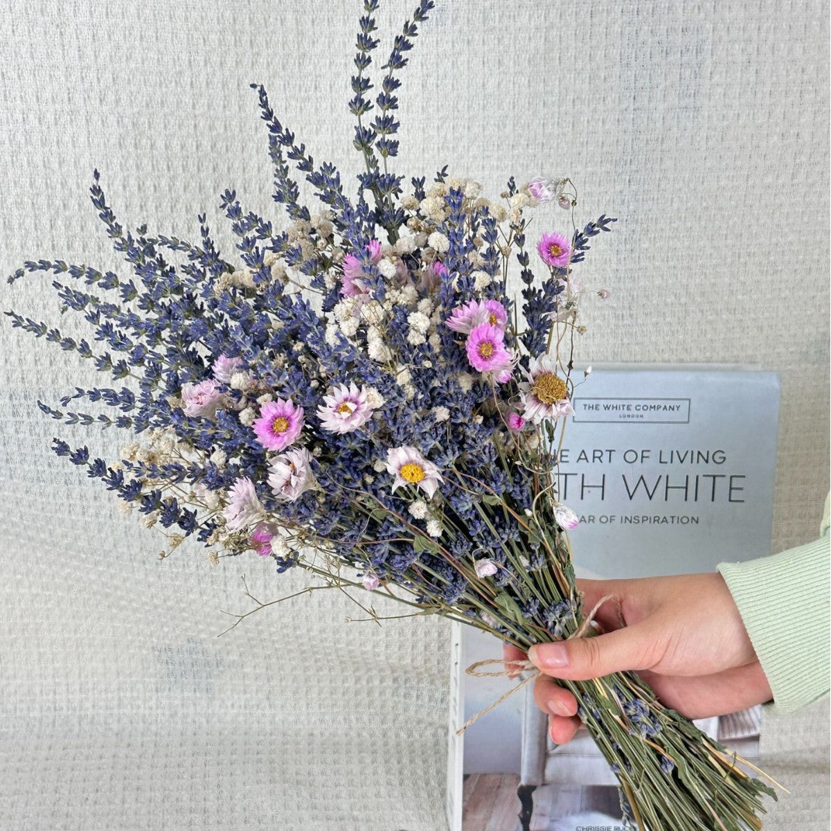 Provencal Stillness: Ultra-Fragrant French Lavender Bouquet