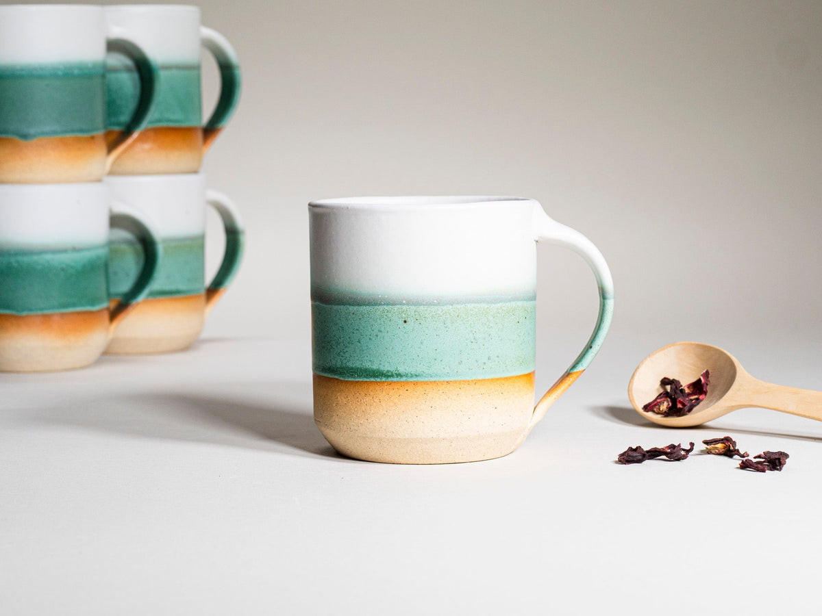Ceramic Coffee Tea Mug with Handle Green White 14 oz Stoneware