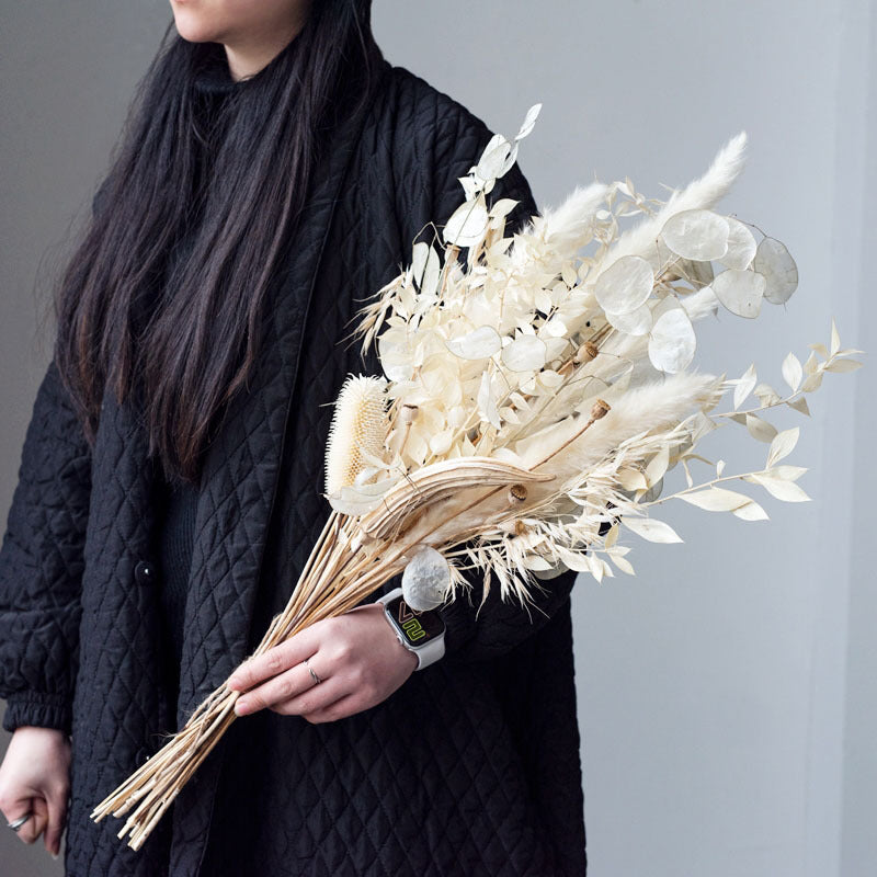 Eternal Blooms - Hand-Selected Natural Air-Dried Flowers for DIY Decor & Gifting