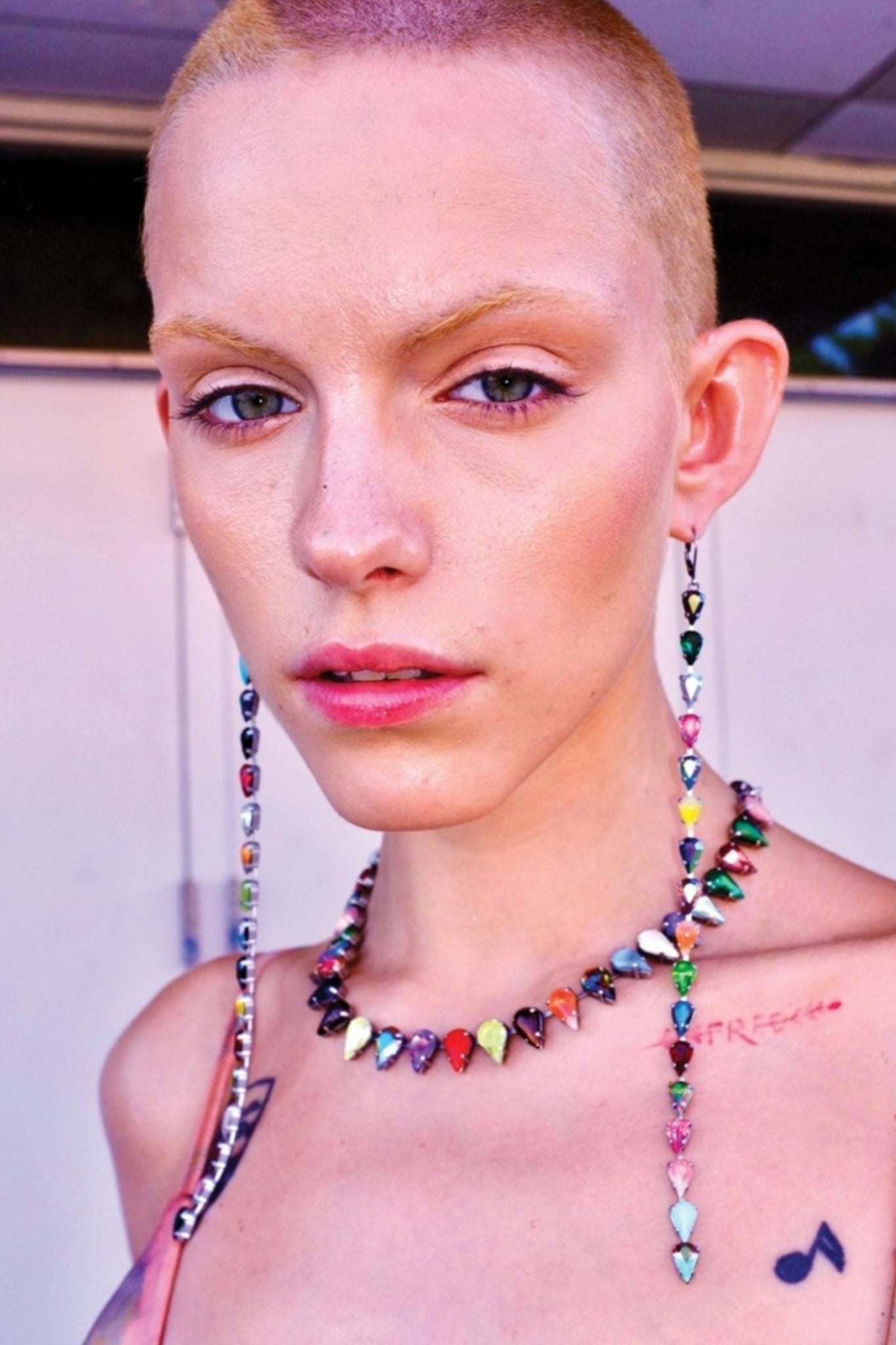 Spangle Earrings in Aurora Fang Mini Silver | Mia Vesper Iridescent Statement Earrings