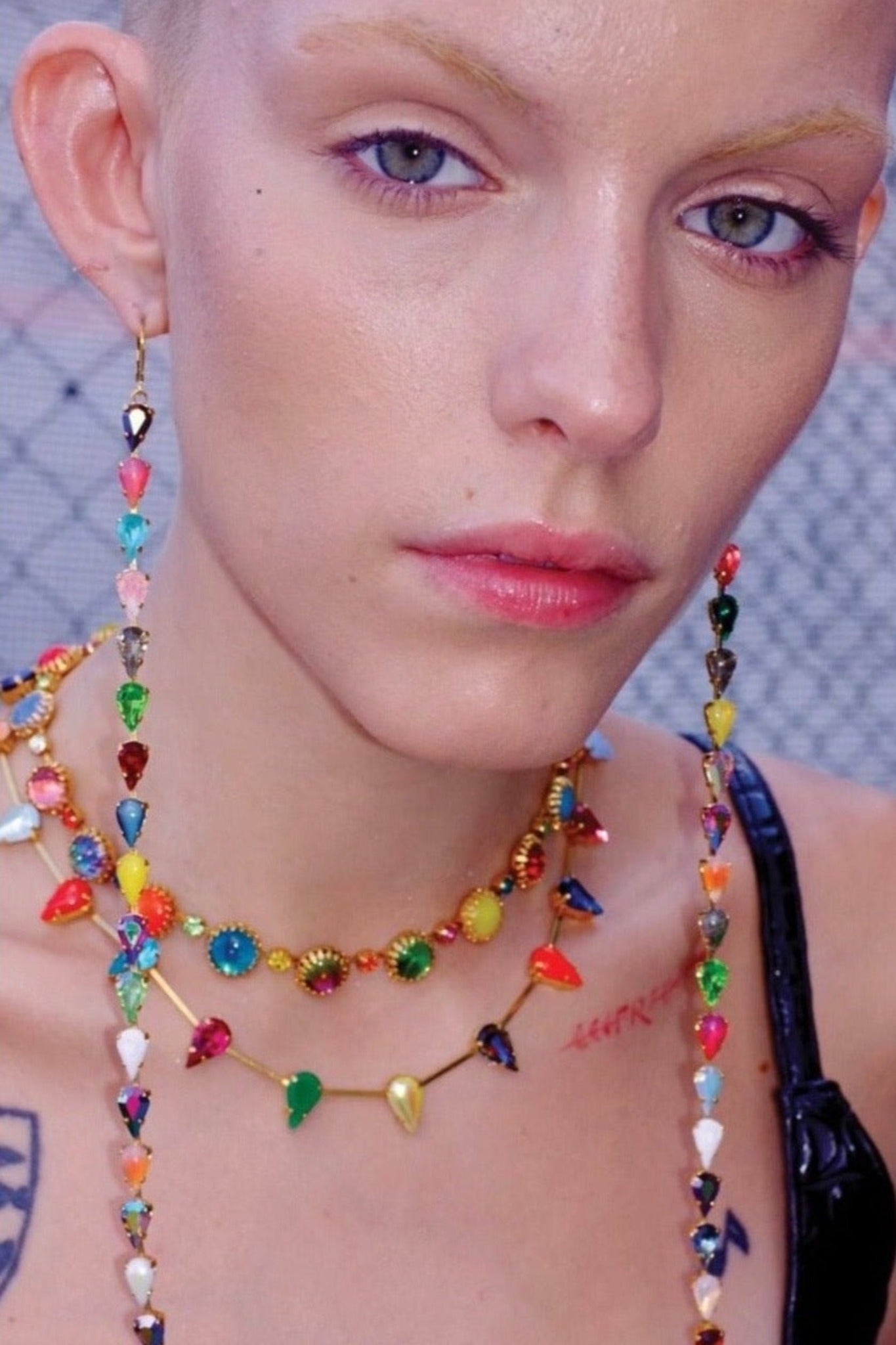 Spangle Earrings in Aurora Fang Mini Gold | Mia Vesper Iridescent Statement Earrings