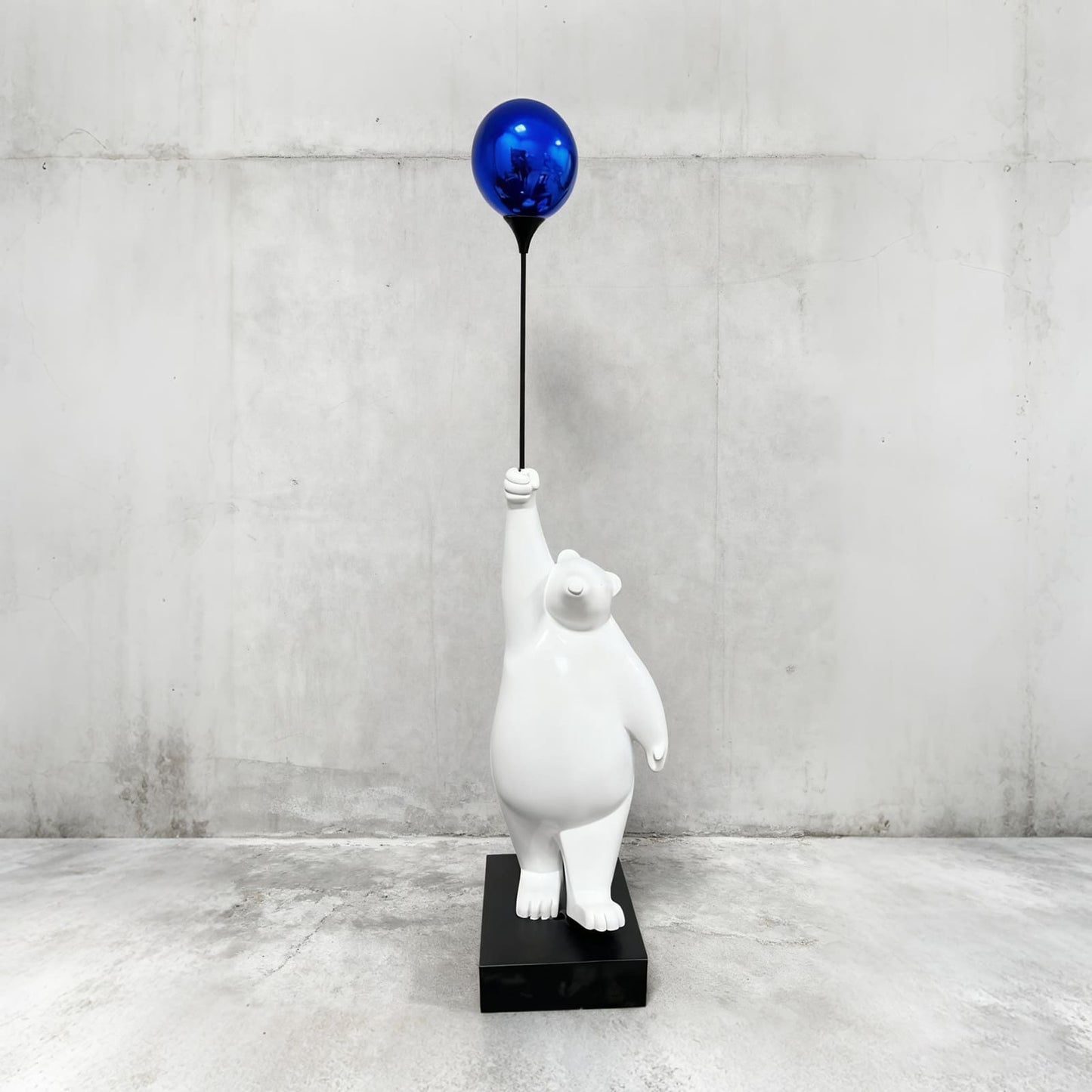 Tuvoro Sculpture