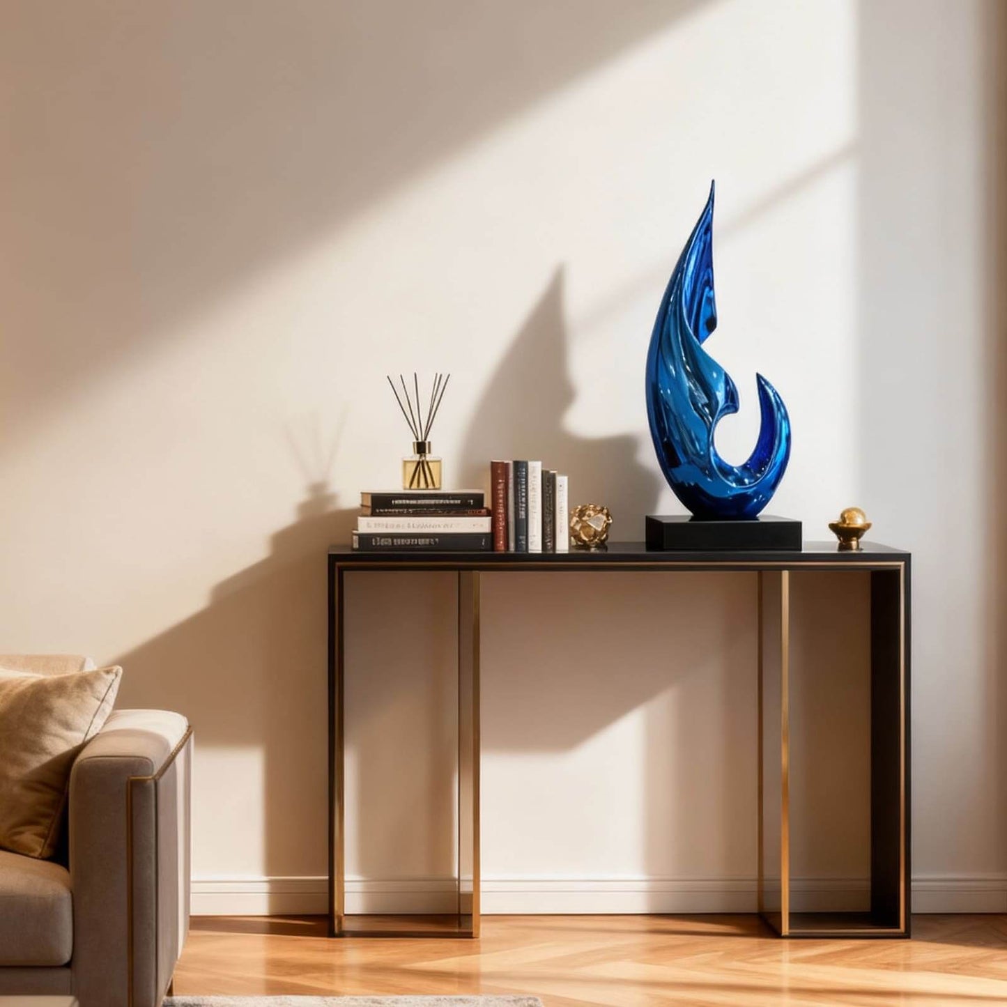 Xalvion Sculpture Table Lamp