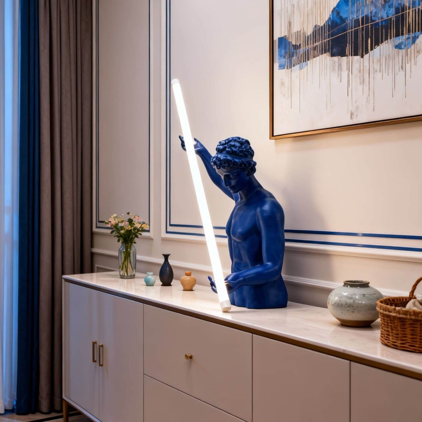 Zaryos Sculpture Table Lamp